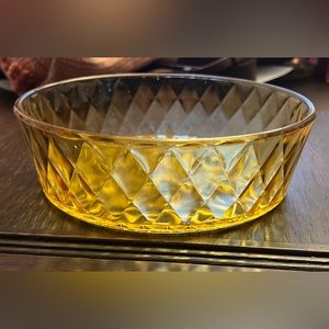 1960s-1970s Beautiful Vintage Amber Glass Candy Dish